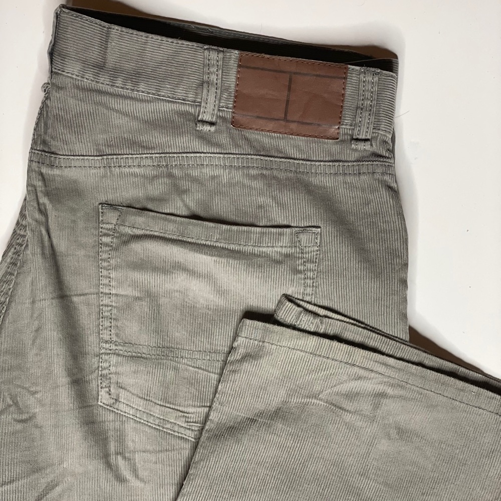 Tommy Hilfiger Grey corduroy pants 38x32 Slim